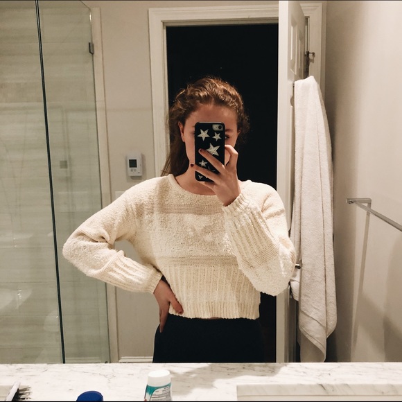 PacSun Sweaters - Pacsun // Cropped Cream Sweater